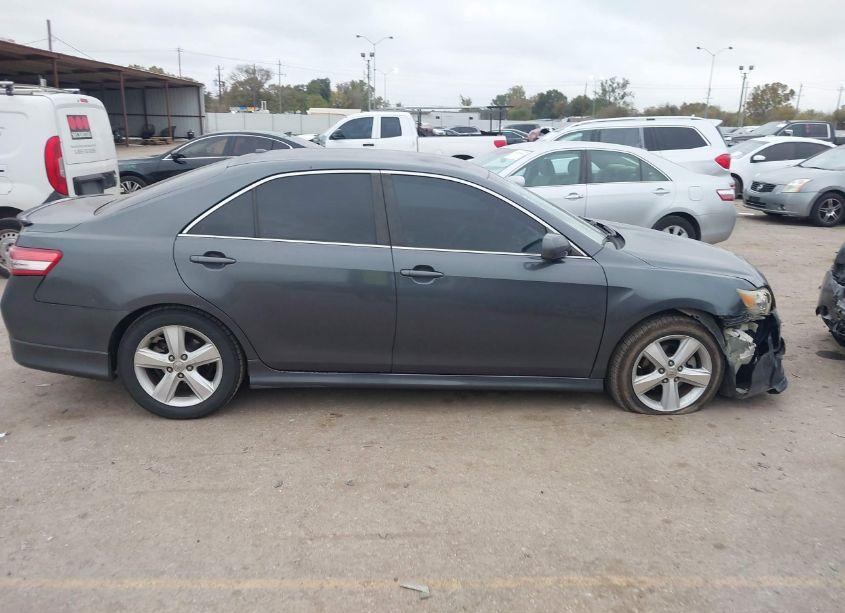 Photo 13 of 2010 Toyota Camry SE (VIN 4T1BF3EK7AU550837)