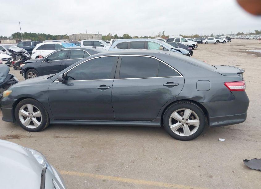 Photo 14 of 2010 Toyota Camry SE (VIN 4T1BF3EK7AU550837)