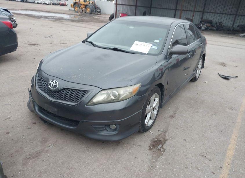 Photo 2 of 2010 Toyota Camry SE (VIN 4T1BF3EK7AU550837)