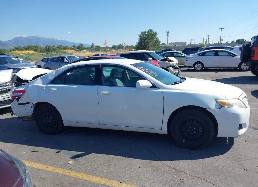 Photo 13 of 2010 Toyota Camry LE (VIN 4T1BF3EK7AU553463)