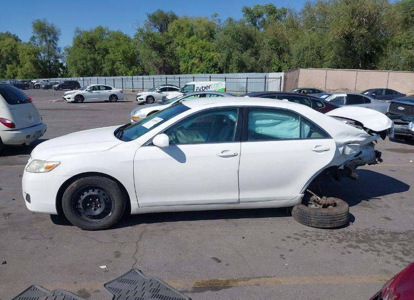 Photo 14 of 2010 Toyota Camry LE (VIN 4T1BF3EK7AU553463)