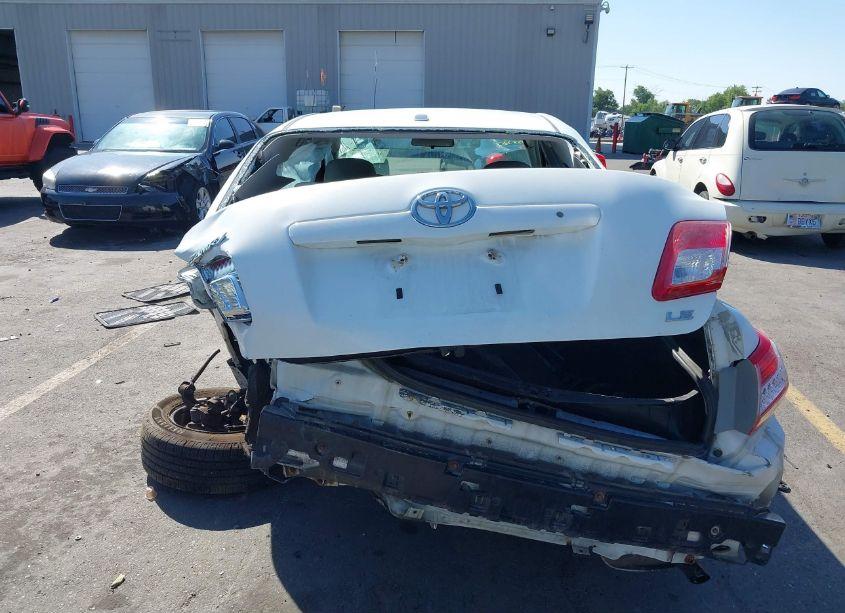 Photo 16 of 2010 Toyota Camry LE (VIN 4T1BF3EK7AU553463)