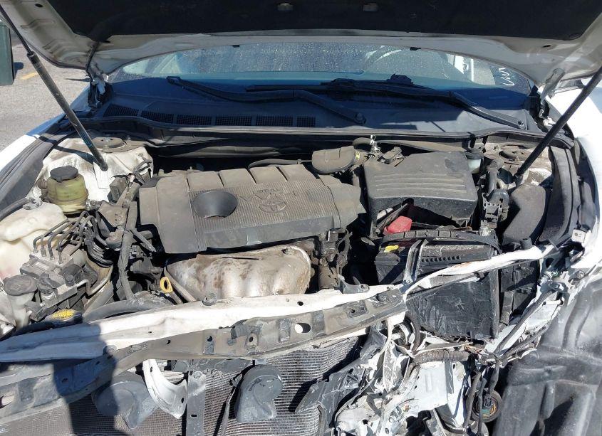 Photo 10 of 2010 Toyota Camry LE (VIN 4T1BF3EK7AU566018)