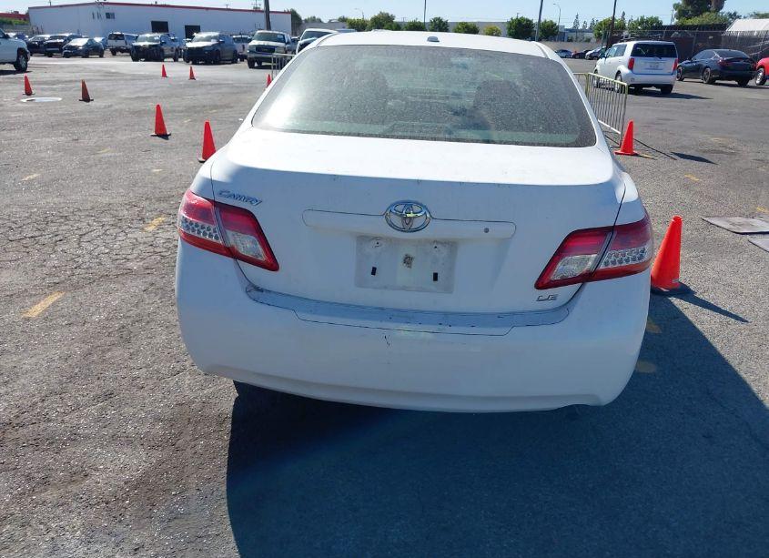 Photo 16 of 2010 Toyota Camry LE (VIN 4T1BF3EK7AU566018)