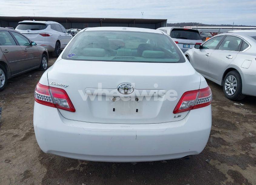 Photo 16 of 2010 Toyota Camry LE (VIN 4T1BF3EK7AU566407)