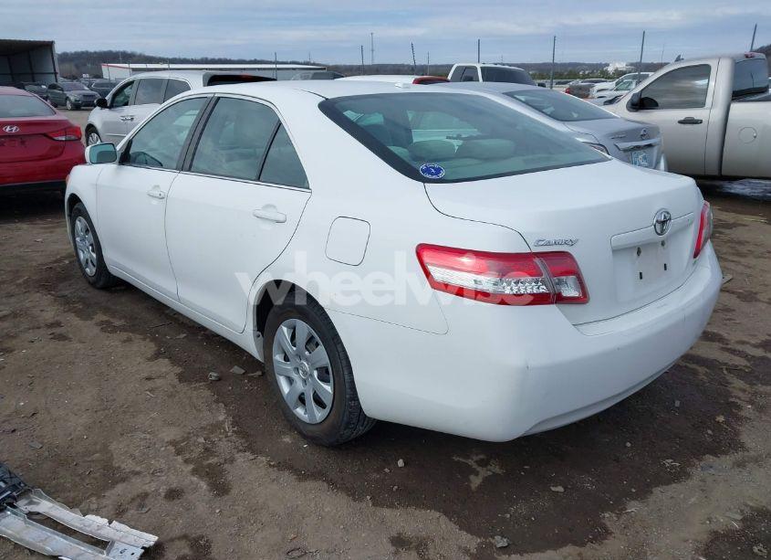 Photo 3 of 2010 Toyota Camry LE (VIN 4T1BF3EK7AU566407)
