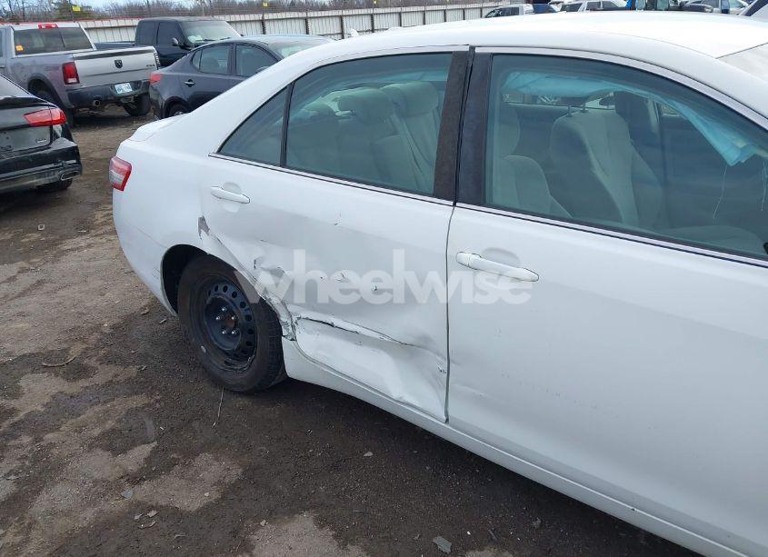 Photo 6 of 2010 Toyota Camry LE (VIN 4T1BF3EK7AU566407)