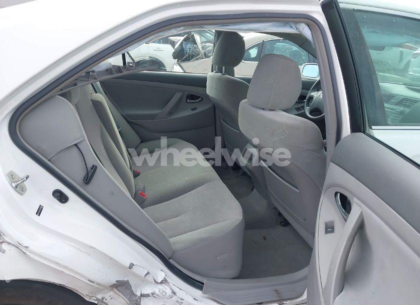 Photo 8 of 2010 Toyota Camry LE (VIN 4T1BF3EK7AU566407)