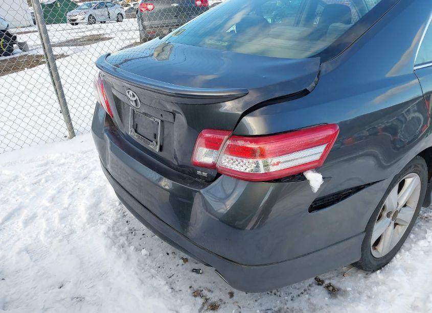 Photo 6 of 2011 Toyota Camry SE (VIN 4T1BF3EK7BU133056)