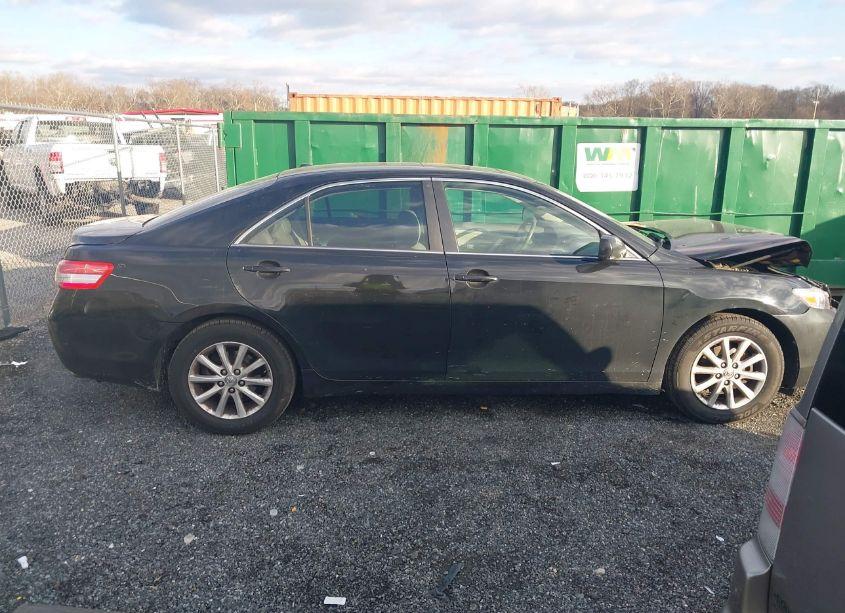 Photo 13 of 2011 Toyota Camry XLE (VIN 4T1BF3EK7BU148821)