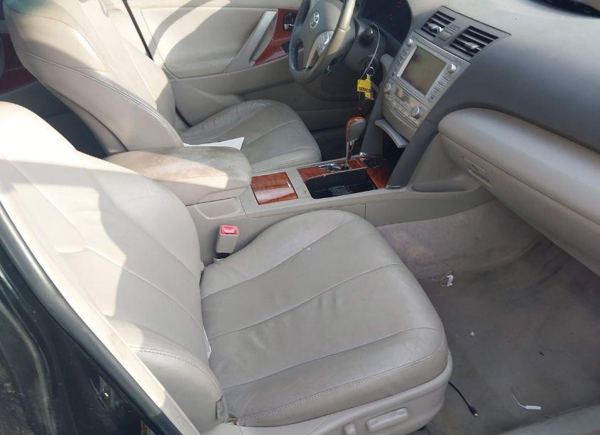 Photo 5 of 2011 Toyota Camry XLE (VIN 4T1BF3EK7BU148821)