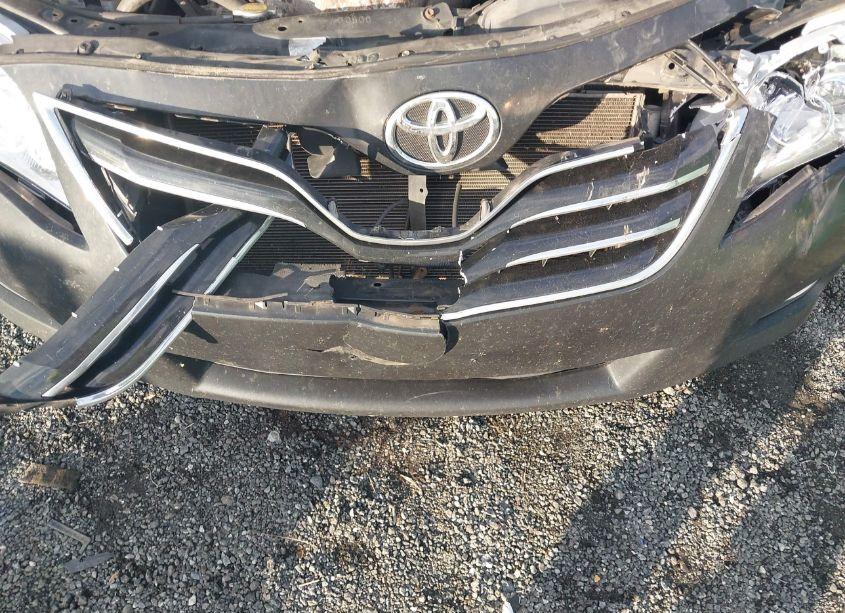 Photo 6 of 2011 Toyota Camry XLE (VIN 4T1BF3EK7BU148821)