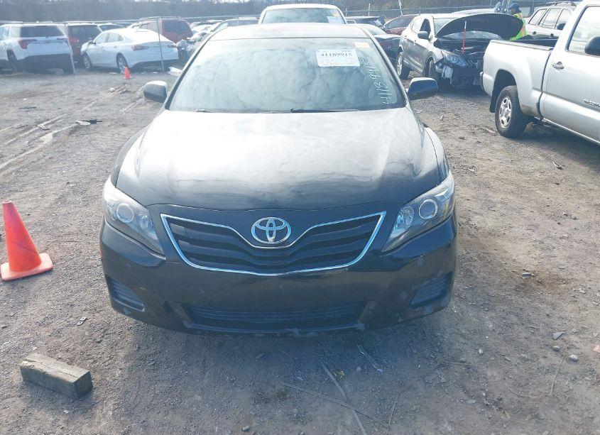 Photo 6 of 2011 Toyota Camry (VIN 4T1BF3EK7BU152206)