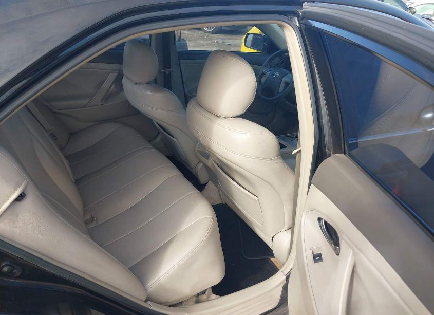 Photo 8 of 2011 Toyota Camry (VIN 4T1BF3EK7BU152206)