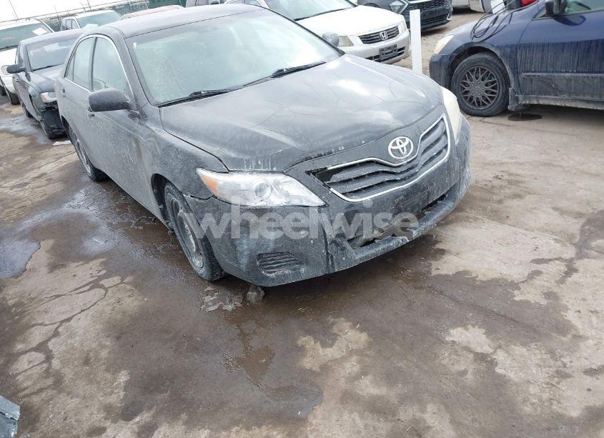 2011 Toyota Camry LE (VIN 4T1BF3EK7BU164968) main photo