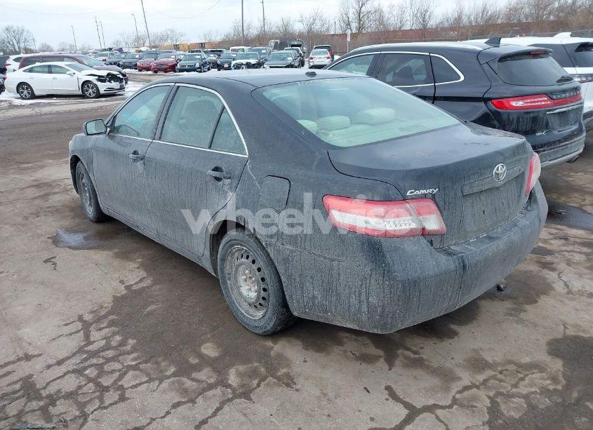 Photo 3 of 2011 Toyota Camry LE (VIN 4T1BF3EK7BU164968)