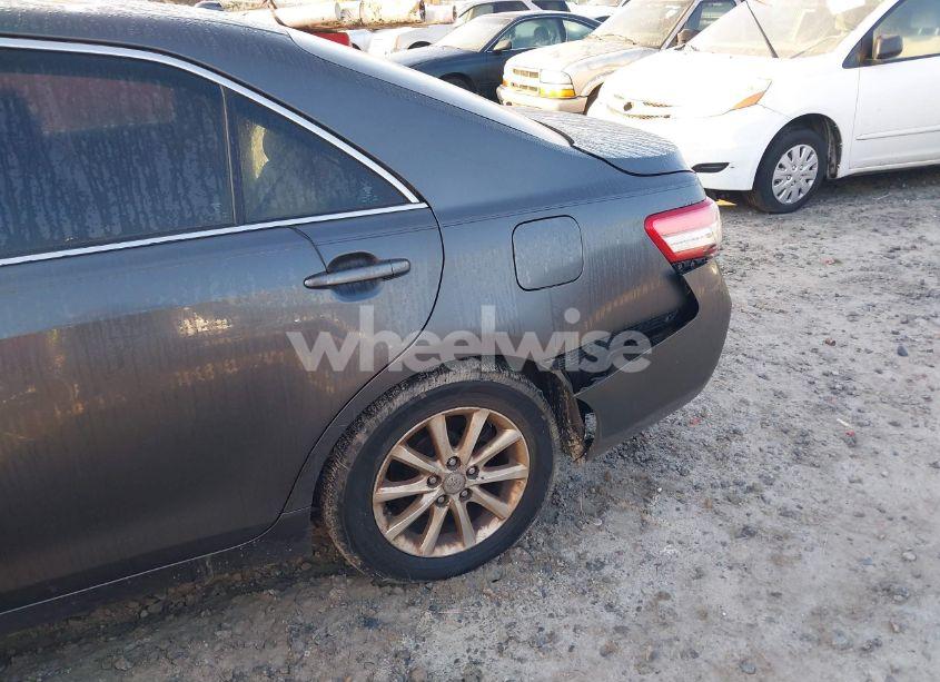 Photo 6 of 2011 Toyota Camry XLE (VIN 4T1BF3EK7BU168938)