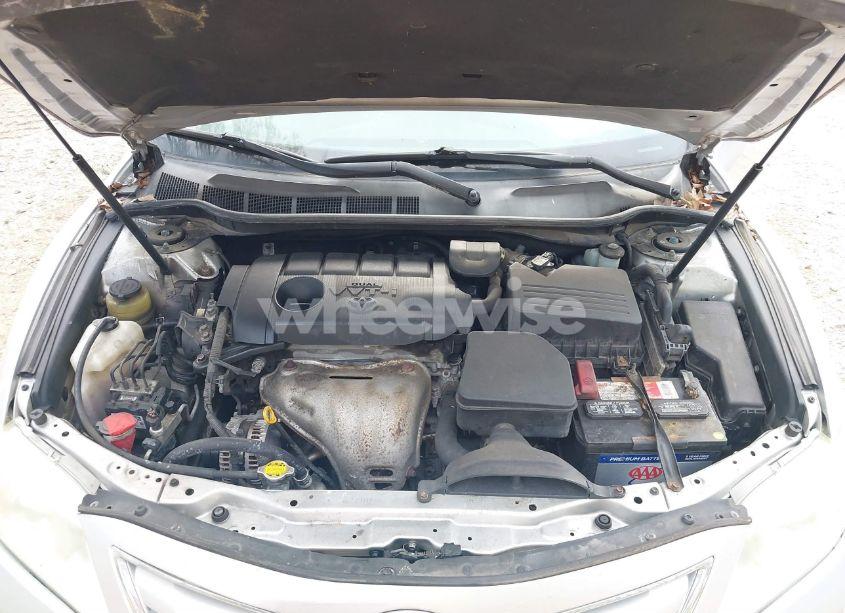 Photo 10 of 2011 Toyota Camry LE (VIN 4T1BF3EK7BU177106)