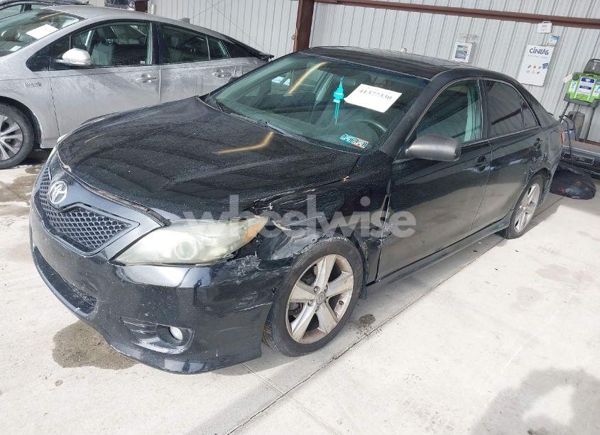 Photo 2 of 2011 Toyota Camry SE (VIN 4T1BF3EK7BU178028)