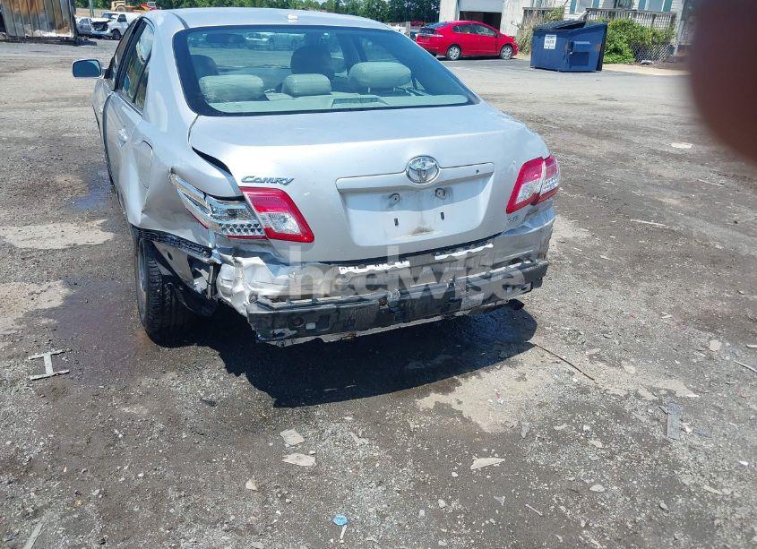 Photo 6 of 2011 Toyota Camry LE (VIN 4T1BF3EK7BU180832)