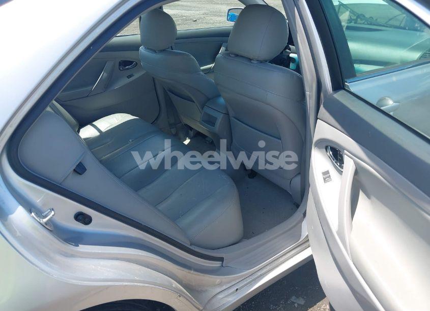 Photo 8 of 2011 Toyota Camry LE (VIN 4T1BF3EK7BU180832)