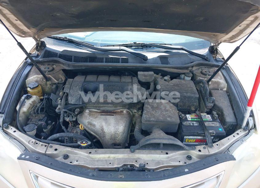 Photo 10 of 2011 Toyota Camry LE (VIN 4T1BF3EK7BU198392)