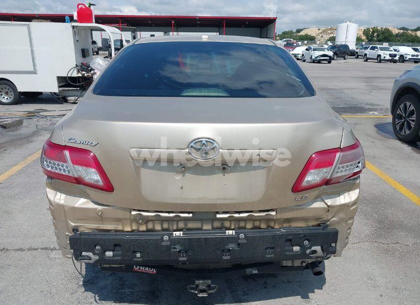 Photo 6 of 2011 Toyota Camry LE (VIN 4T1BF3EK7BU198392)