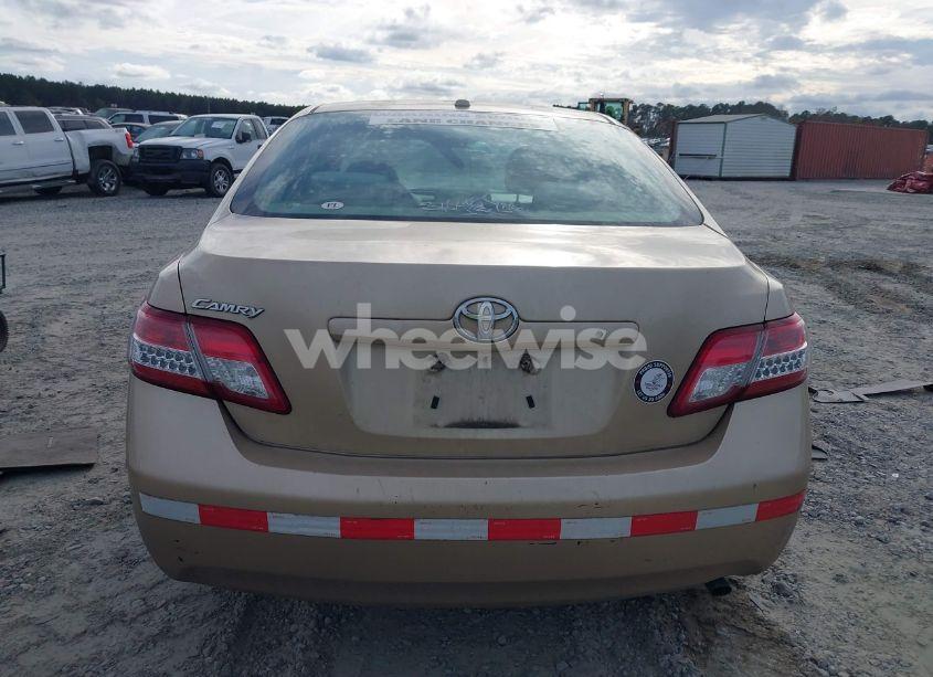 Photo 16 of 2011 Toyota Camry (VIN 4T1BF3EK7BU200058)