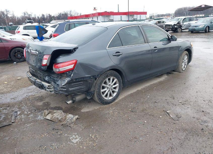 Photo 4 of 2011 Toyota Camry XLE (VIN 4T1BF3EK7BU205437)