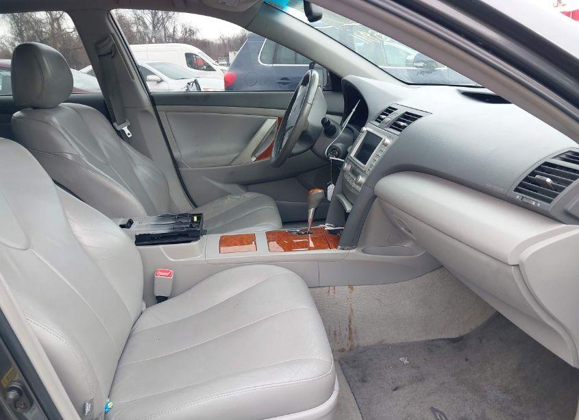 Photo 5 of 2011 Toyota Camry XLE (VIN 4T1BF3EK7BU205437)