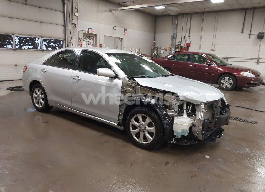 2011 Toyota Camry LE (VIN 4T1BF3EK7BU217166) main photo