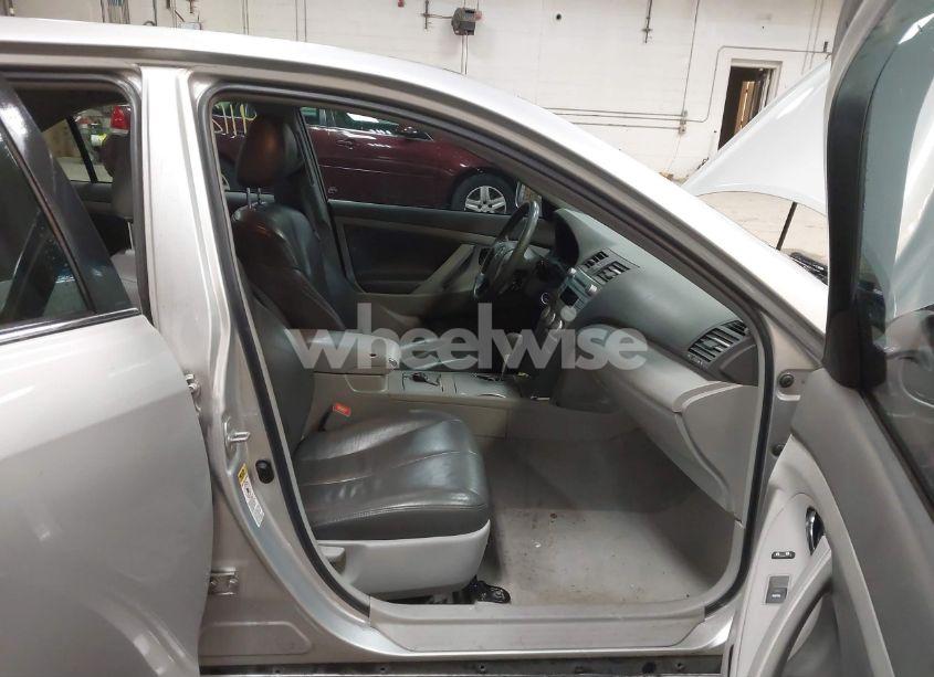 Photo 5 of 2011 Toyota Camry LE (VIN 4T1BF3EK7BU217166)