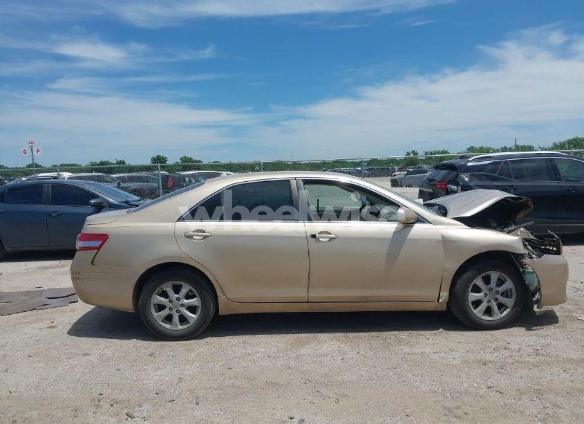 Photo 13 of 2011 Toyota Camry LE (VIN 4T1BF3EK7BU230614)