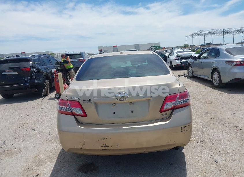 Photo 16 of 2011 Toyota Camry LE (VIN 4T1BF3EK7BU230614)