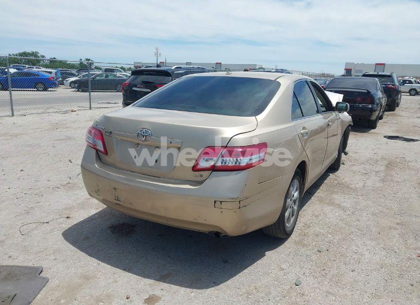 Photo 4 of 2011 Toyota Camry LE (VIN 4T1BF3EK7BU230614)