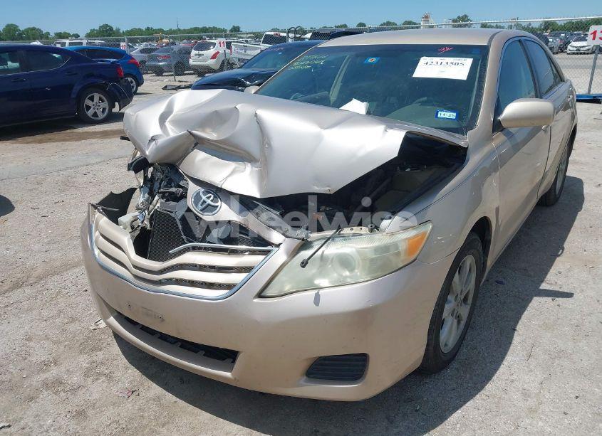 Photo 6 of 2011 Toyota Camry LE (VIN 4T1BF3EK7BU230614)