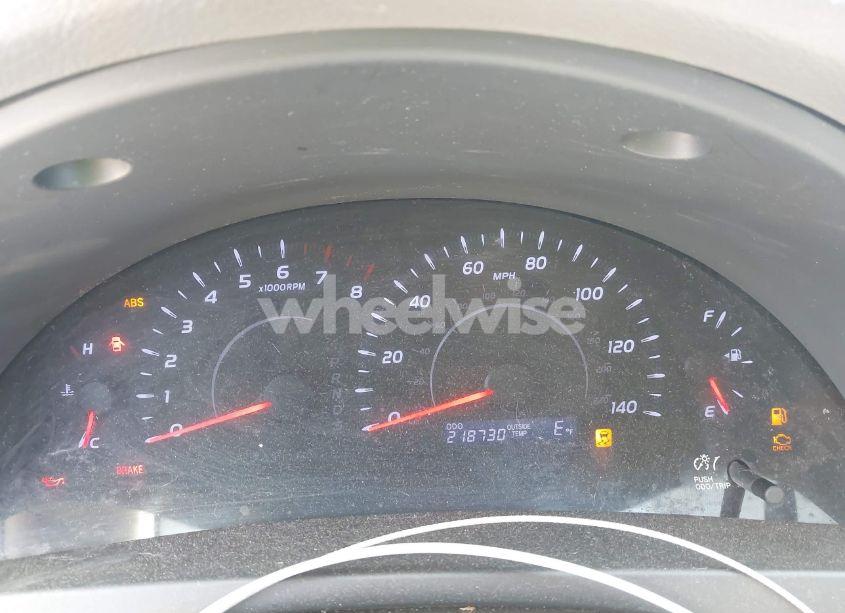 Photo 7 of 2011 Toyota Camry LE (VIN 4T1BF3EK7BU230614)