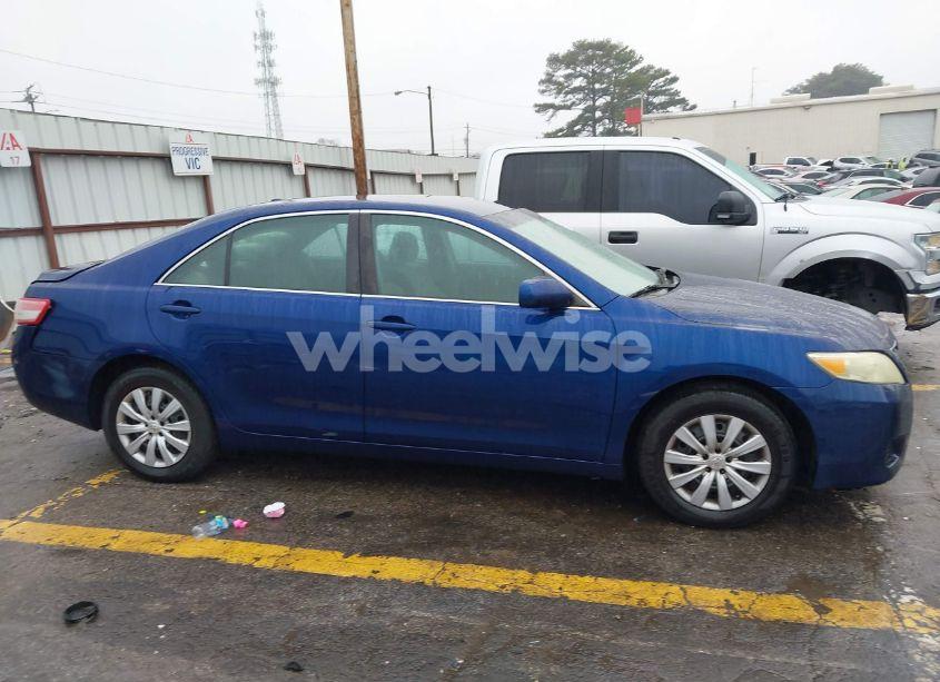 Photo 13 of 2011 Toyota Camry LE (VIN 4T1BF3EK7BU583483)
