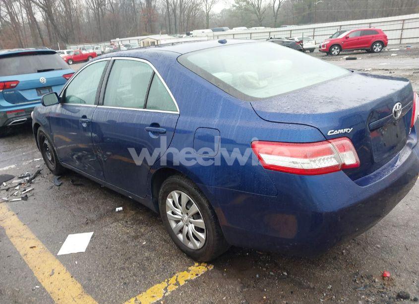 Photo 3 of 2011 Toyota Camry LE (VIN 4T1BF3EK7BU583483)