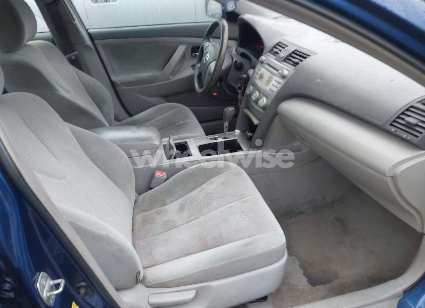 Photo 5 of 2011 Toyota Camry LE (VIN 4T1BF3EK7BU583483)