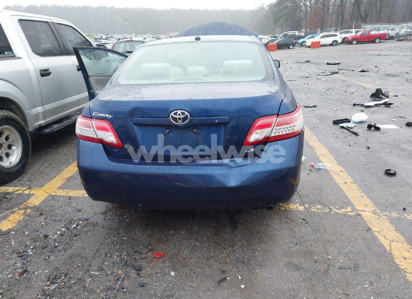 Photo 6 of 2011 Toyota Camry LE (VIN 4T1BF3EK7BU583483)