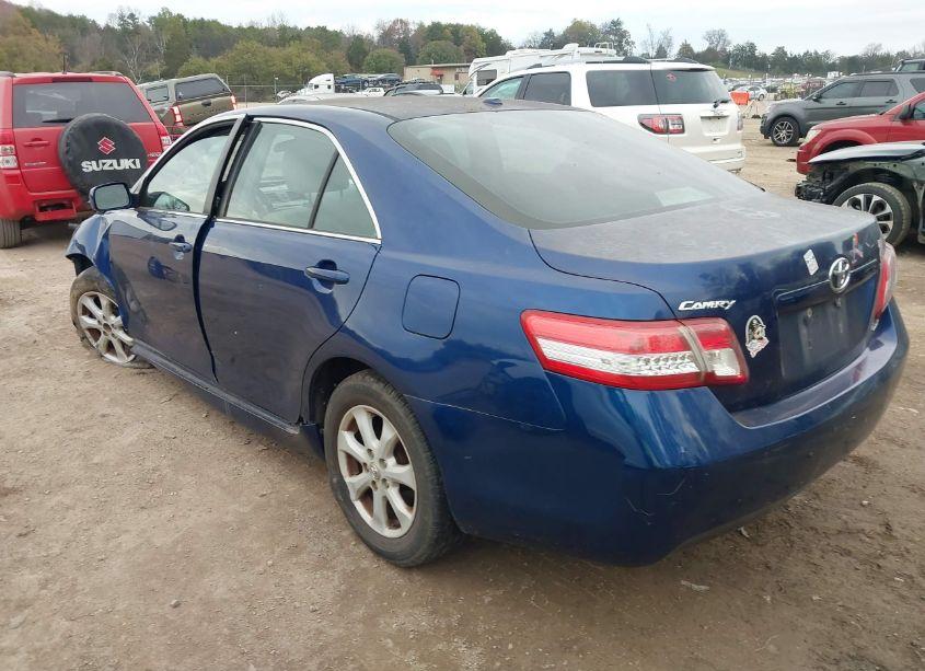 Photo 3 of 2011 Toyota Camry LE (VIN 4T1BF3EK7BU591910)