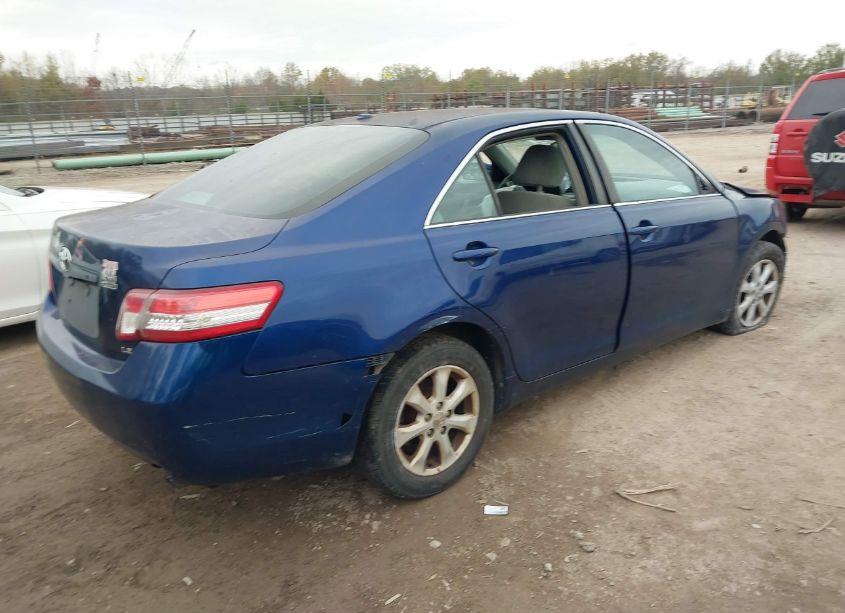 Photo 4 of 2011 Toyota Camry LE (VIN 4T1BF3EK7BU591910)