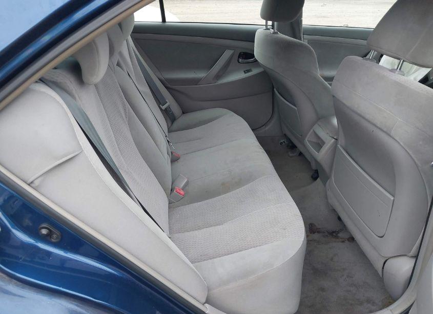 Photo 8 of 2011 Toyota Camry LE (VIN 4T1BF3EK7BU591910)