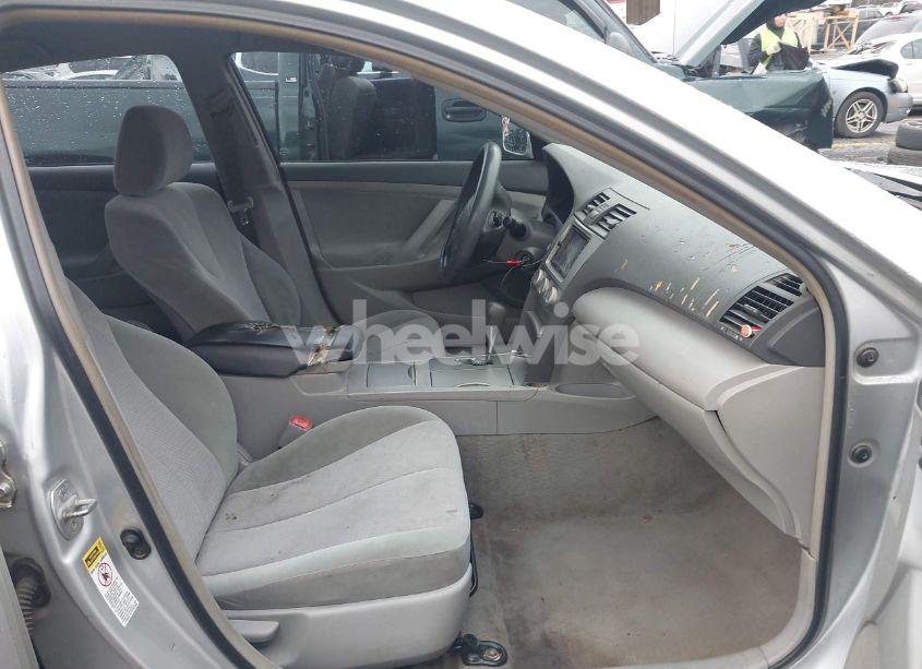 Photo 5 of 2011 Toyota Camry (VIN 4T1BF3EK7BU599778)