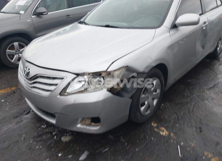 Photo 6 of 2011 Toyota Camry (VIN 4T1BF3EK7BU599778)