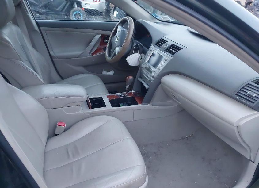 Photo 5 of 2011 Toyota Camry XLE (VIN 4T1BF3EK7BU613856)