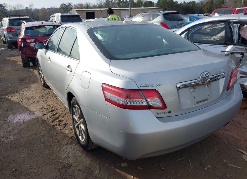 Photo 3 of 2011 Toyota Camry XLE (VIN 4T1BF3EK7BU627336)