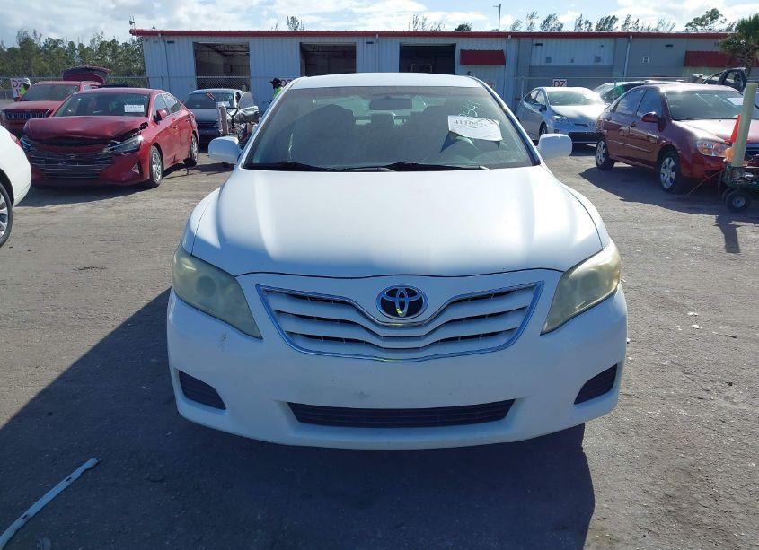 Photo 12 of 2011 Toyota Camry LE (VIN 4T1BF3EK7BU629541)