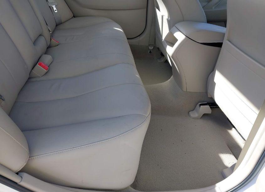 Photo 8 of 2011 Toyota Camry LE (VIN 4T1BF3EK7BU629541)